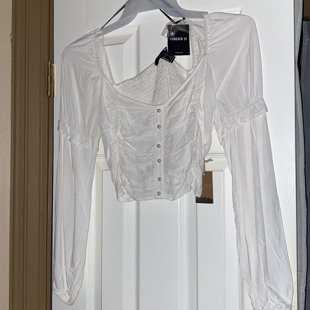 White long sleeve blouse